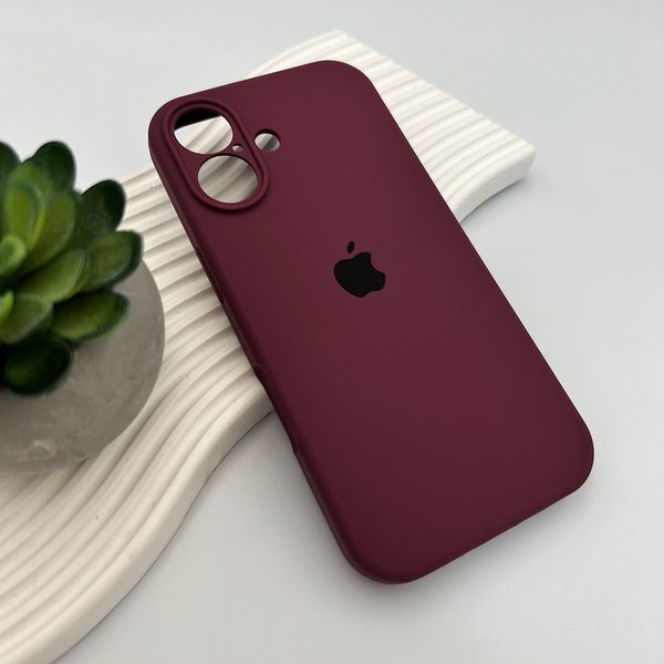 Силиконовый чехол с закрытой камерой для iPhone 17 Maroon 666-04204 фото