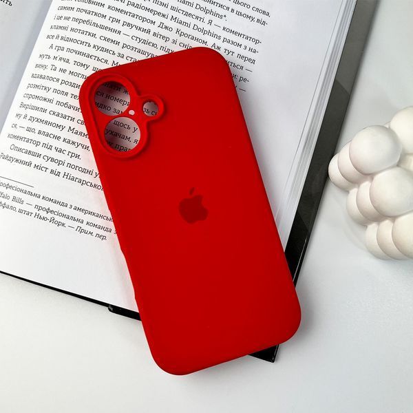 Силиконовый чехол с закрытой камерой для iPhone 16 Red 666-05446 фото