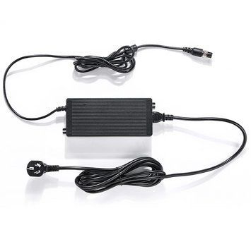 Мережевий зарядний пристрій Ulanzi Vijim power adapter for 200W Video Light EU Plug (P016 AD-2) P016 фото