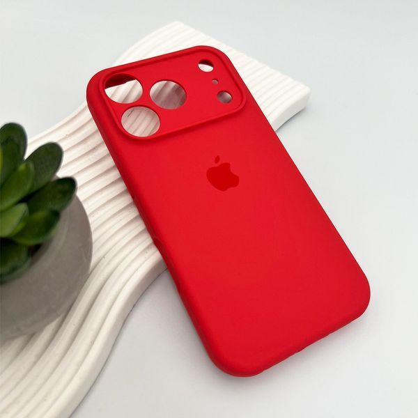 Силіконовий чохол з закритою камерою для iPhone 17 Pro Max Berry Red 666-04334 фото