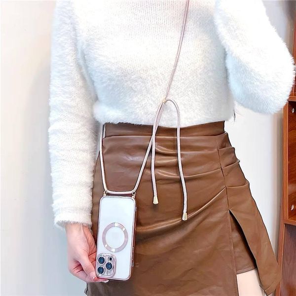 Чехол Crossbody Lanyard with Magsafe с шнурком для iPhone 14 Pro Pink 214-02642 фото