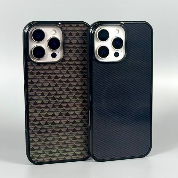 Чохол Gloss Elite Carbonique Magnetic для iPhone 15 Pro Max Pyramid Brown 208-06246 фото